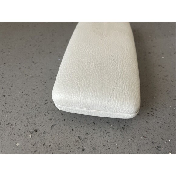 VERSACE WHITE HARD LEATHER CLAMSHELL SUNGLASSES EYEGLASSES CASE 160mmx70mmx55mm - Picture 4 of 11